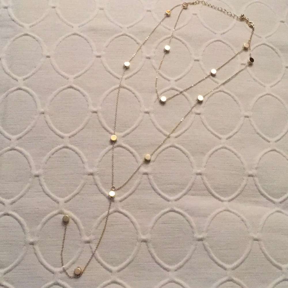 Gold Metal disk lariat NWOT